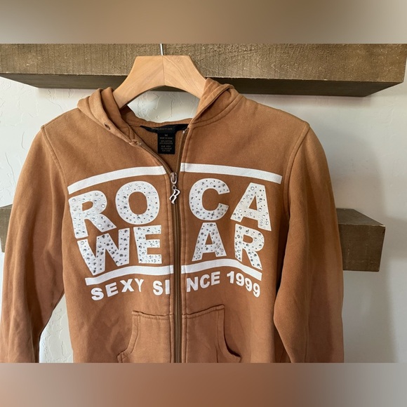 Rocawear|Y2k Tan full zip Hoodie sweater with embellishments/stones “1999 sexy”• - Picture 2 of 13